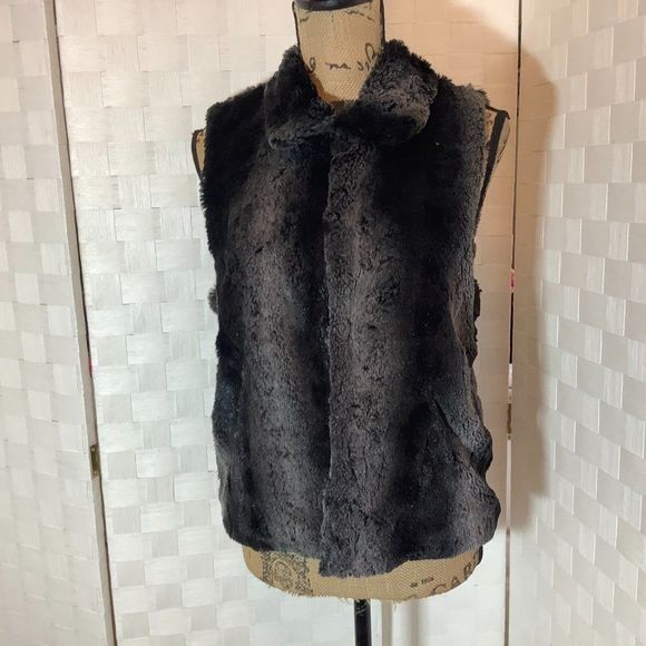 betsey johnson fur vest size small - Picture 5 of 8